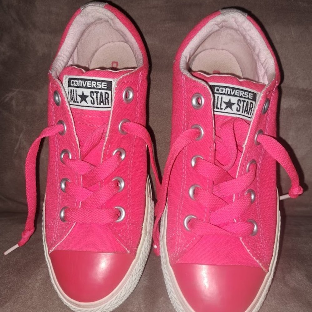 Converse Chuck Taylor All Star Low Top Pink Color Popped Canvas Sneakers Sz 2